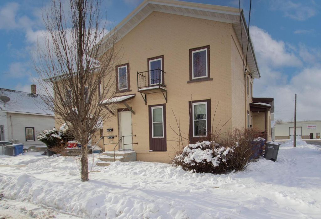 Photo of 500 S 2nd STREET, Watertown, WI 53094 (MLS # 1948380)