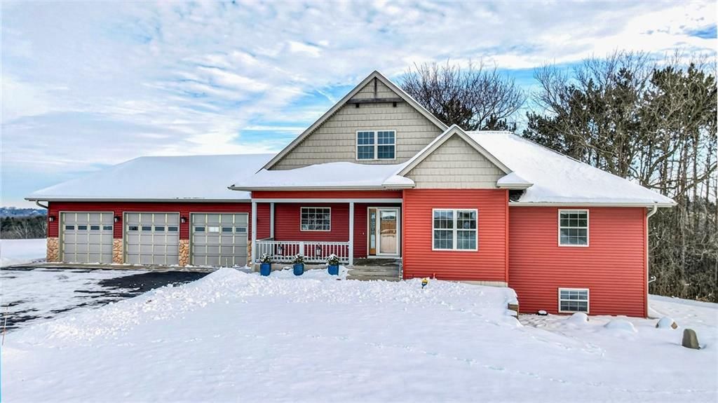 Photo of 111 Monte Carlo DRIVE, Eau Claire, WI 54703 (MLS # 1597701)