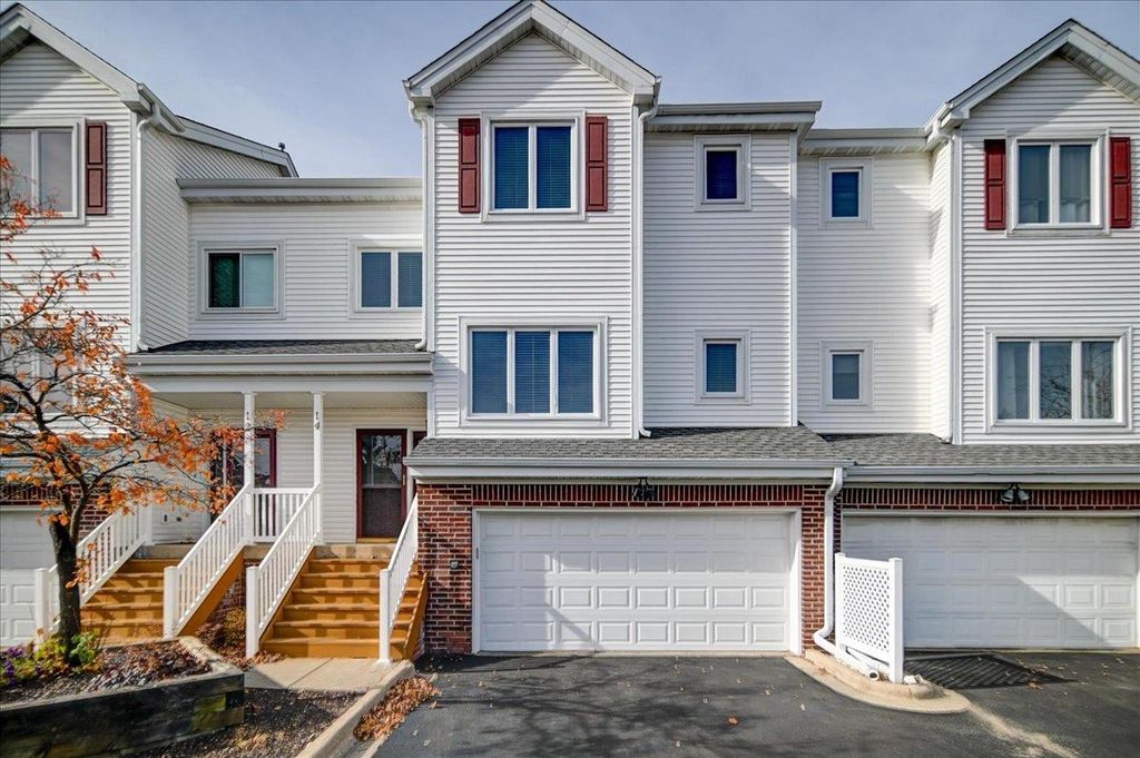 Photo of 14 Springfield COURT, Madison, WI 53711 (MLS # 2012298)