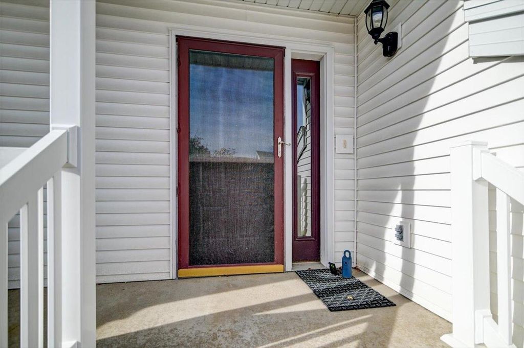 Photo of 14 Springfield COURT, Madison, WI 53711 (MLS # 2012298)