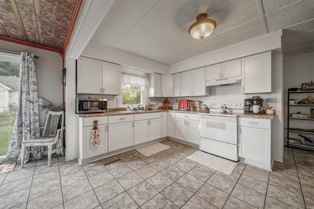 Photo of 334 E 2nd AVENUE, Stanley, WI 54768 (MLS # 1605898)