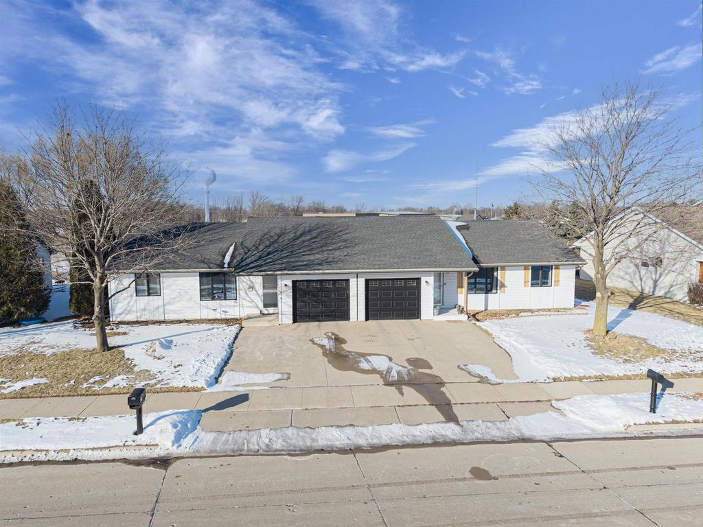 Photo of 400 Frances STREET, Kaukauna, WI 54130 (MLS # 50320759)