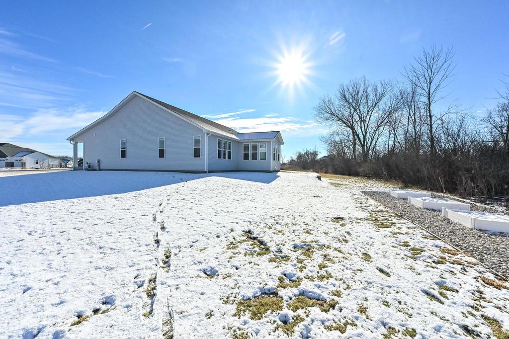 Photo of N75W17838 Woody LANE, Menomonee Falls, WI 53051 (MLS # 1947124)