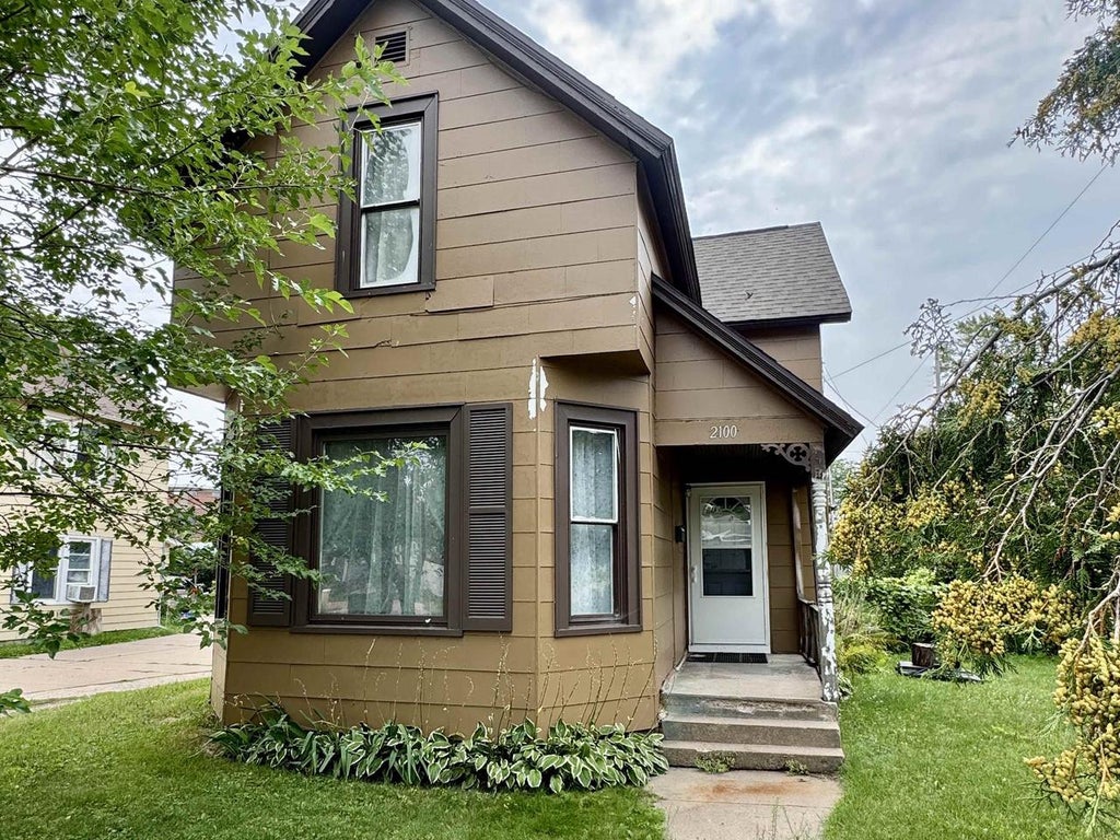 Photo of 2100 Prairie STREET, Stevens Point, WI 54481 (MLS # 22603958)