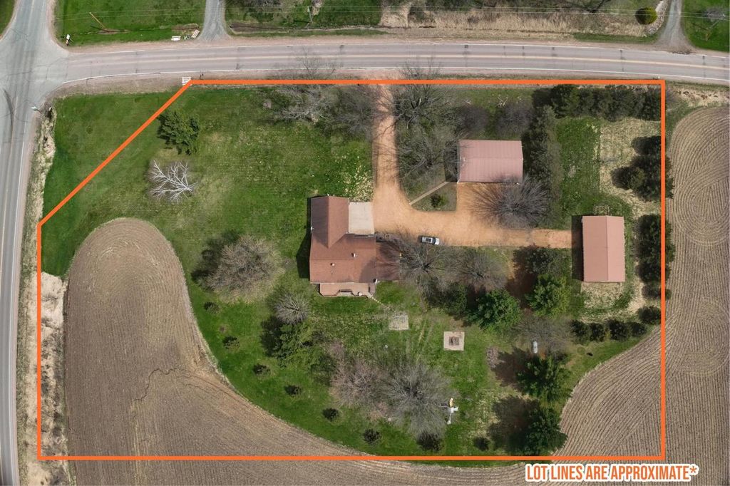 Photo of N6479 County Road K, Neillsville, WI 54456 (MLS # 22601084)