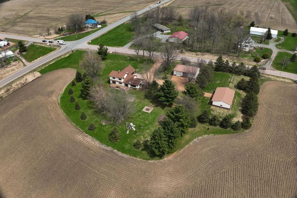 Photo of N6479 County Road K, Neillsville, WI 54456 (MLS # 22601084)