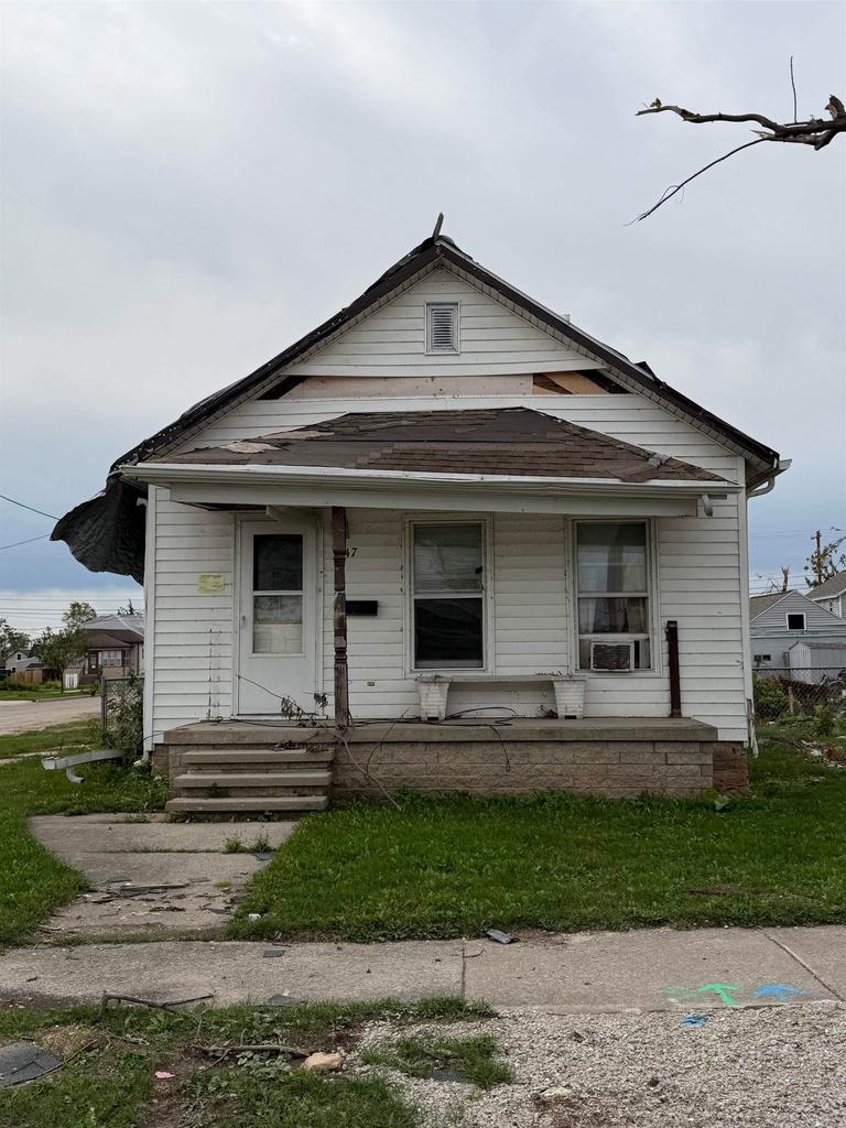 Photo of 847 3rd STREET, Menasha, WI 54952 (MLS # 50332689)
