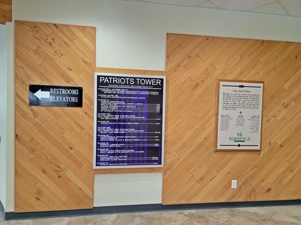 Photo of 630 S Central AVENUE, Marshfield, WI 54449 (MLS # 22600095)