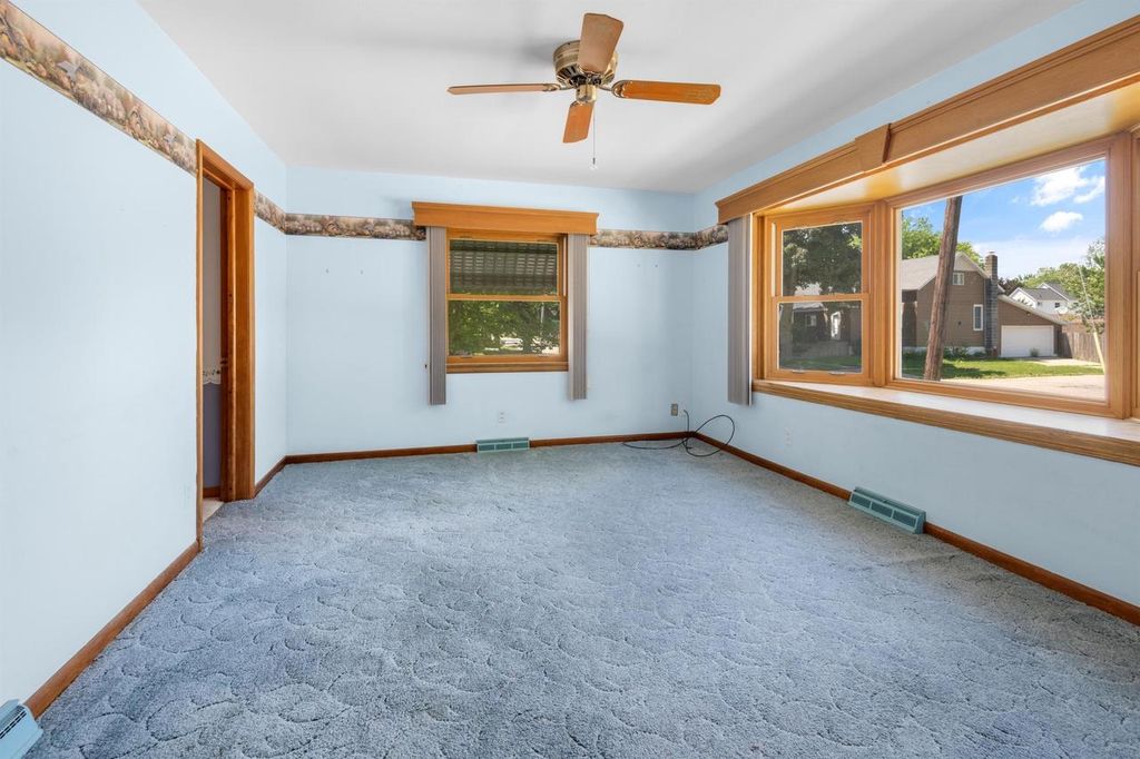 Photo of 1925 Thomas STREET, Marinette, WI 54143 (MLS # 50318346)