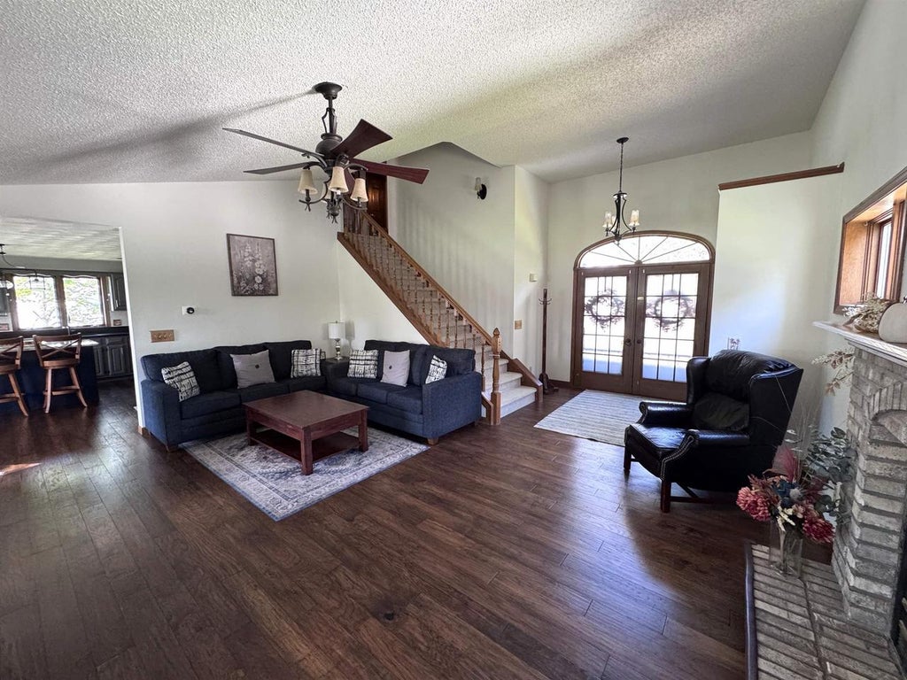 Photo of W2311 Valleywood LANE, Appleton, WI 54915 (MLS # 50332808)