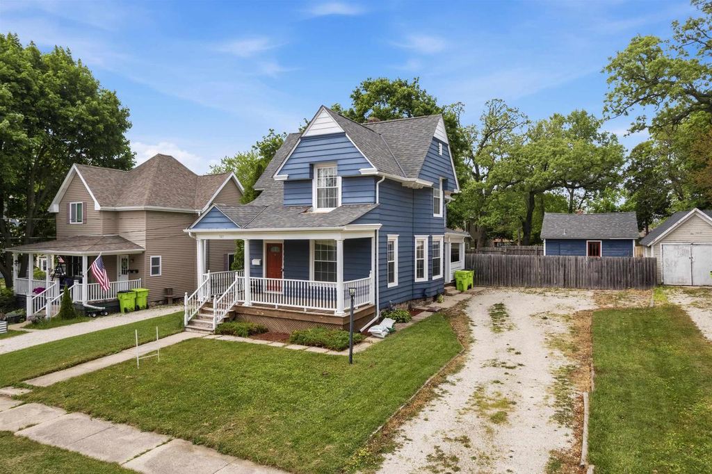 Photo of 507 Parish STREET, Delavan, WI 53115 (MLS # 2023696)
