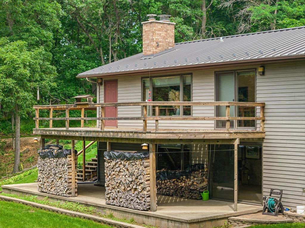 Photo of N8720 County Road CX, Portage, WI 53901 (MLS # 2027849)