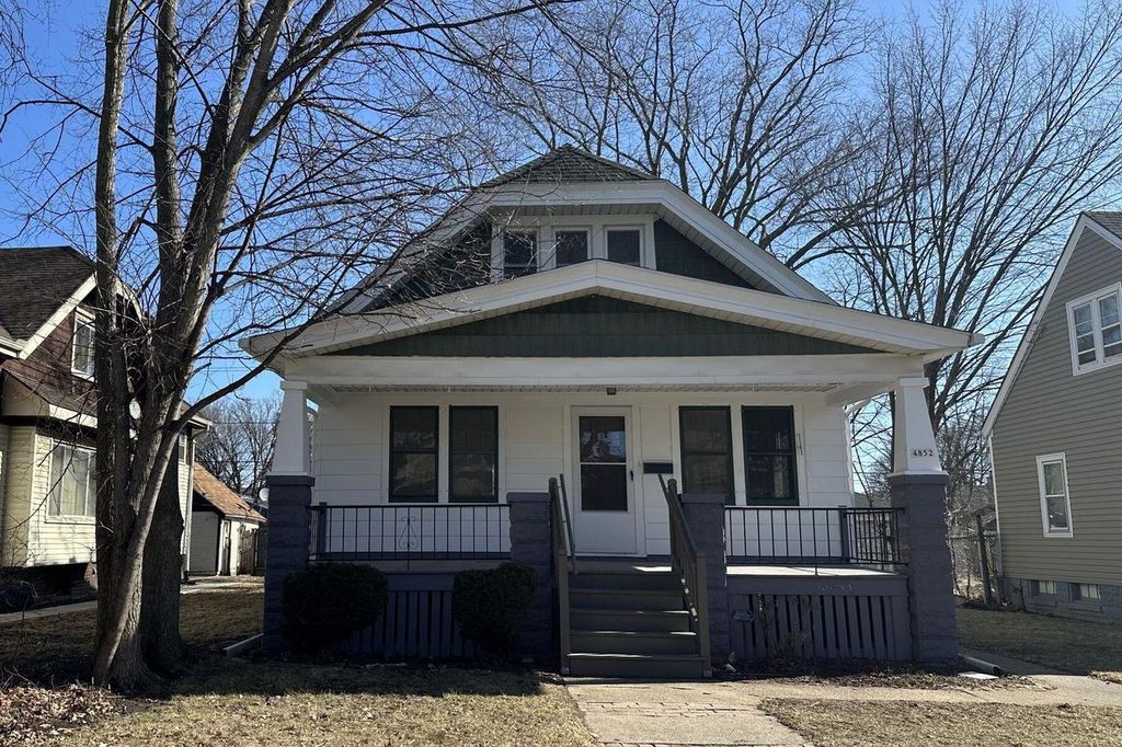 Photo of 4852 N 37th STREET, Milwaukee, WI 53209 (MLS # 1951061)