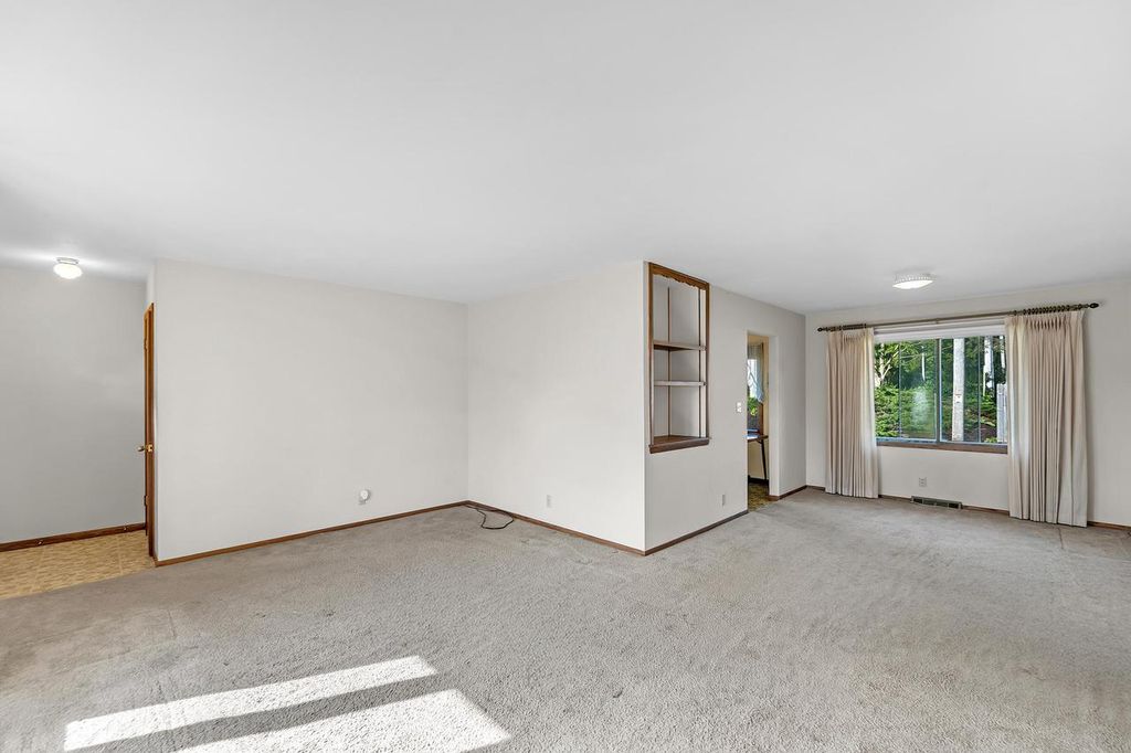Photo of 4320 Pine Ridge LANE, Racine, WI 53403 (MLS # 1938756)