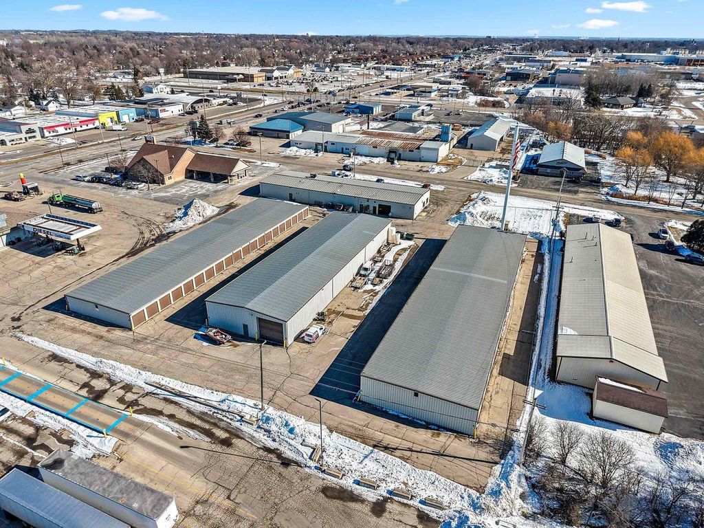 Photo of 1215 N Hickory Farm LANE, WI 54914 (MLS # 50321842)