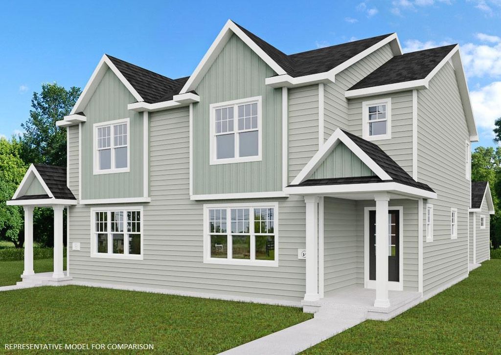 Photo of N65W38069 Woodlake DRIVE, Oconomowoc, WI 53066 (MLS # 1945092)