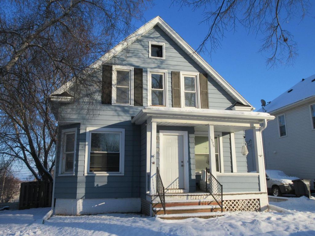 Photo of 1325 S 11th STREET, Sheboygan, WI 53081 (MLS # 1944512)