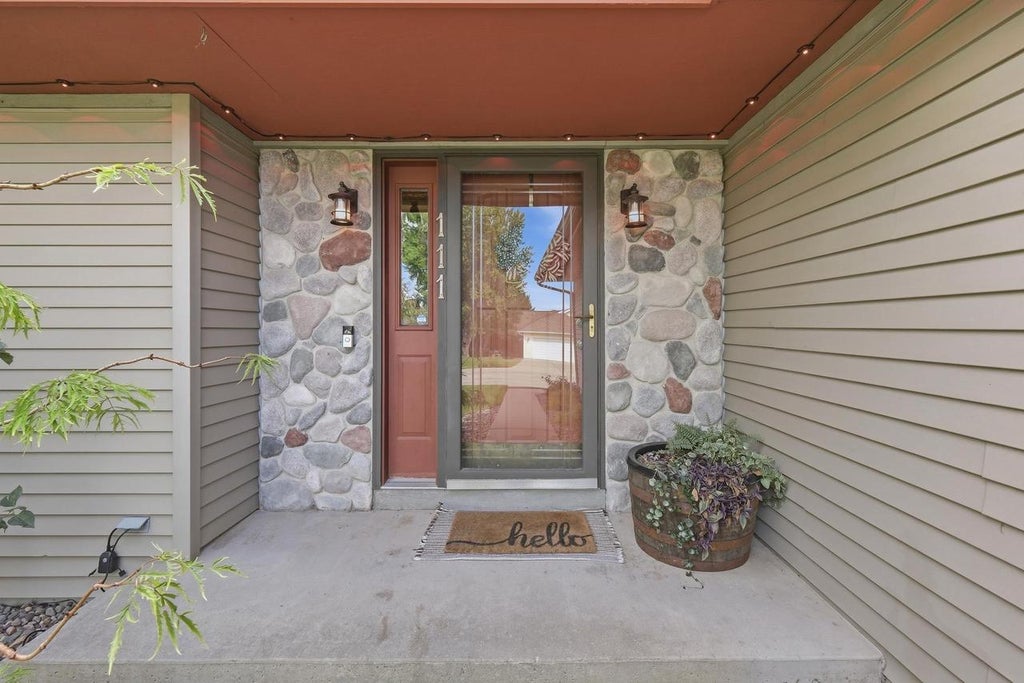 Photo of 111 Tena Marie CIRCLE, Lodi, WI 53555 (MLS # 2031367)