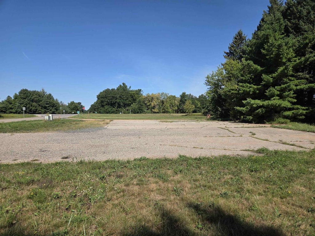 Photo of 2381 N Second DRIVE, Stevens Point, WI 54481 (MLS # 22604137)