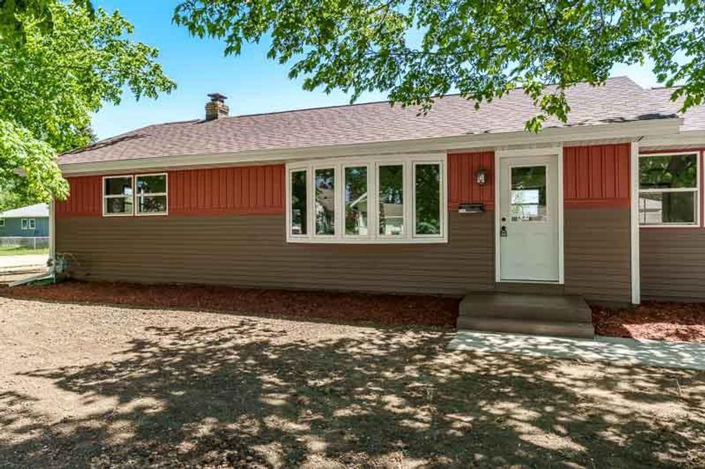 Photo of 1103 Mitchell STREET, Janesville, WI 53546 (MLS # 2023471)