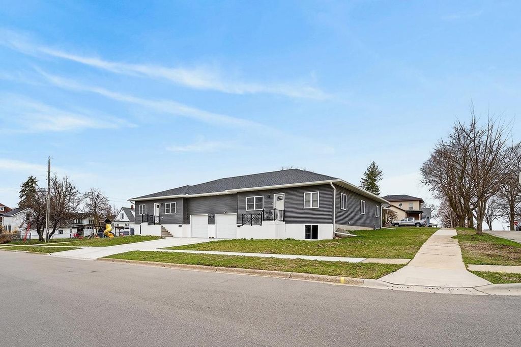 Photo of 1423 - 1425 21st STREET, Monroe, WI 53566 (MLS # 2021990)
