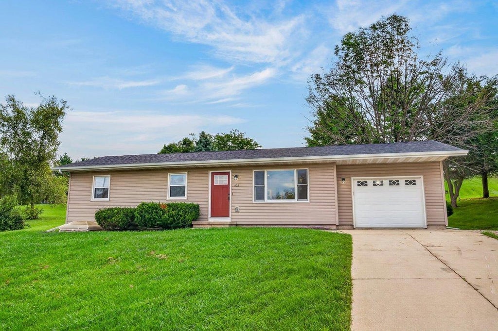 Photo of 505 Kari Krest, Barneveld, WI 53507 (MLS # 2032123)