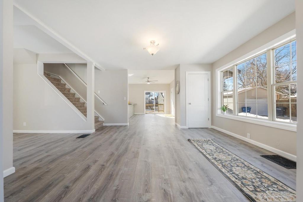 Photo of 1357 Ceape AVENUE, Oshkosh, WI 54901 (MLS # 50321154)