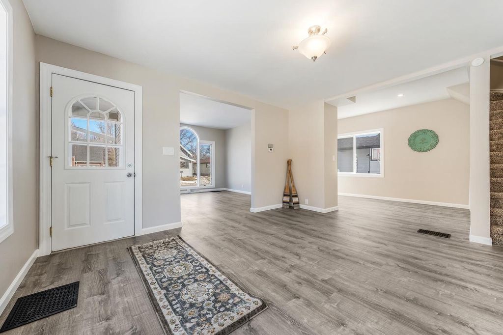 Photo of 1357 Ceape AVENUE, Oshkosh, WI 54901 (MLS # 50321154)