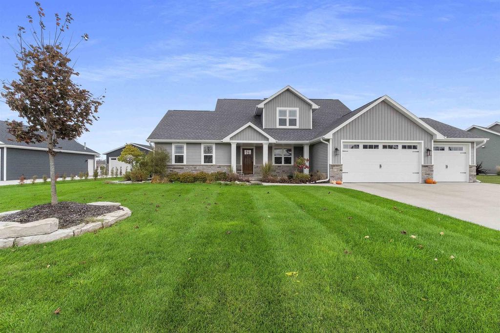 Photo of W6860 Design DRIVE, Appleton, WI 54942 (MLS # 50317214)