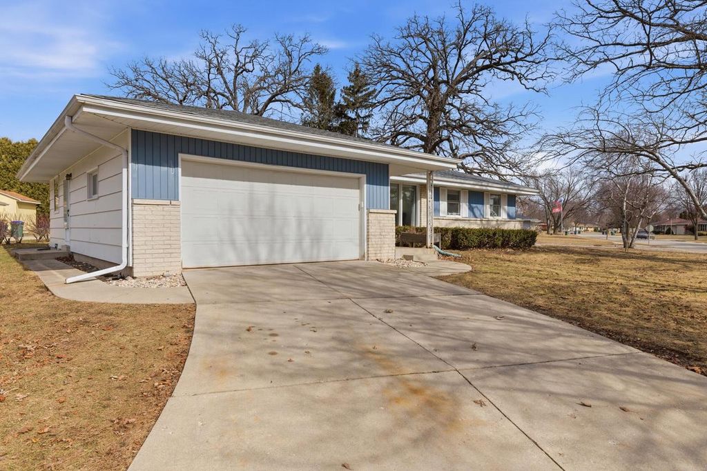 Photo of 6000 Oakwood LANE, Milwaukee, WI 53219 (MLS # 1951887)