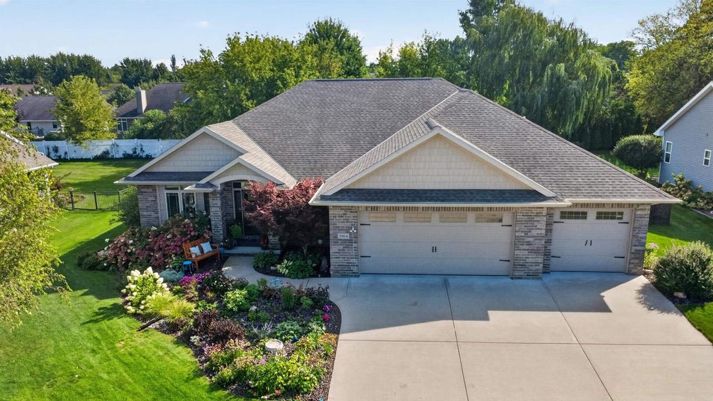 Photo of 3364 Cottage Hill DRIVE, Green Bay, WI 54311 (MLS # 50332245)