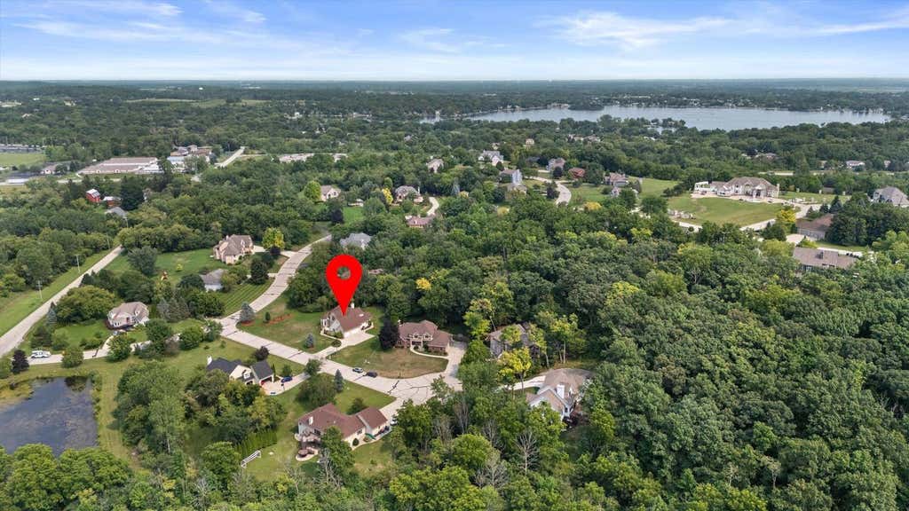 Photo of S67W20039 Benjamin COURT, Muskego, WI 53150 (MLS # 1975317)