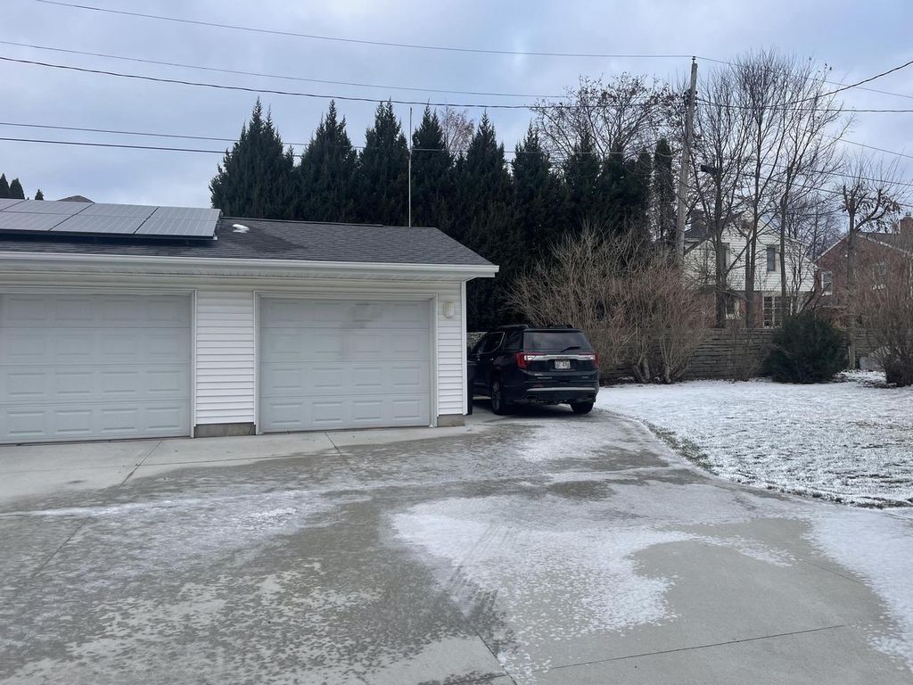 Photo of 526 Pinetree ROAD, Kohler, WI 53044 (MLS # 1944207)