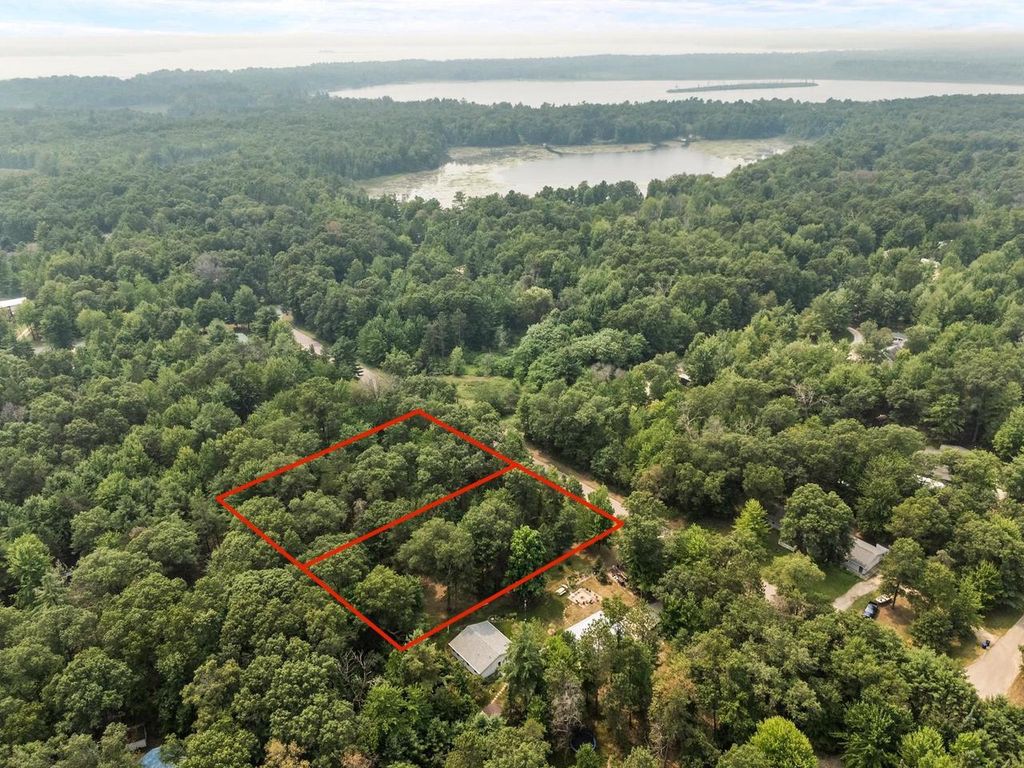 Photo of N6974 Lynwood DRIVE, Shawano, WI 54166 (MLS # 50322357)