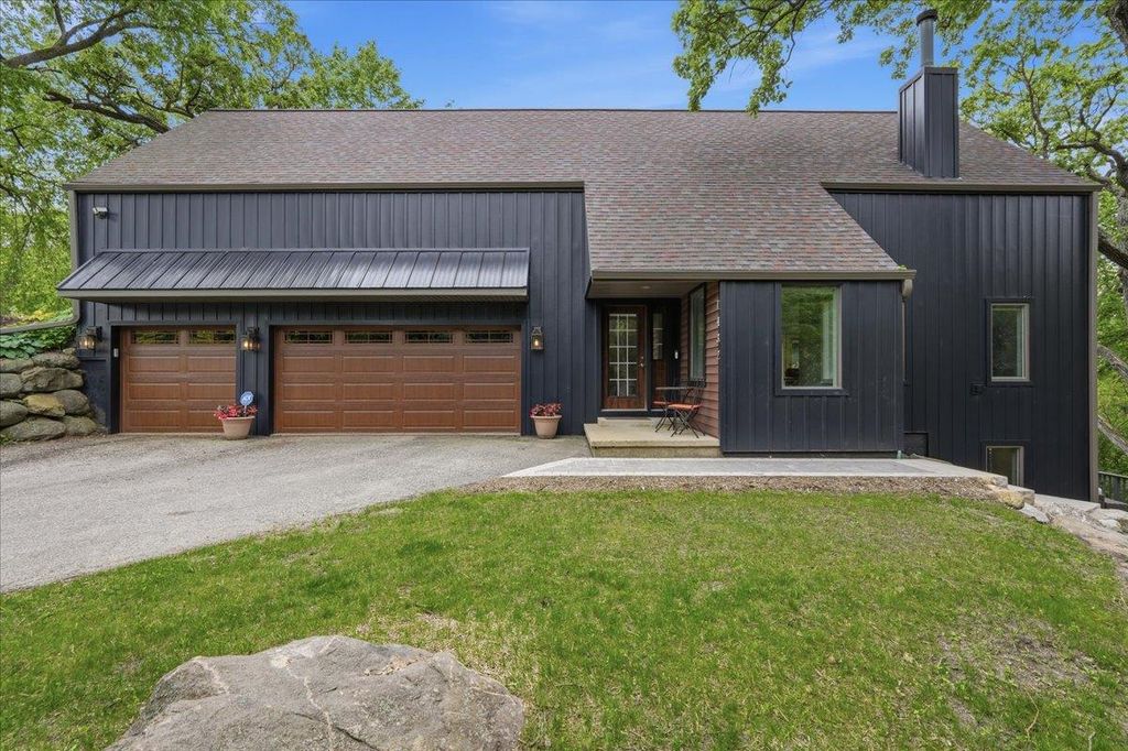 Photo of 1432 Sundt LANE, Stoughton, WI 53589 (MLS # 2024101)