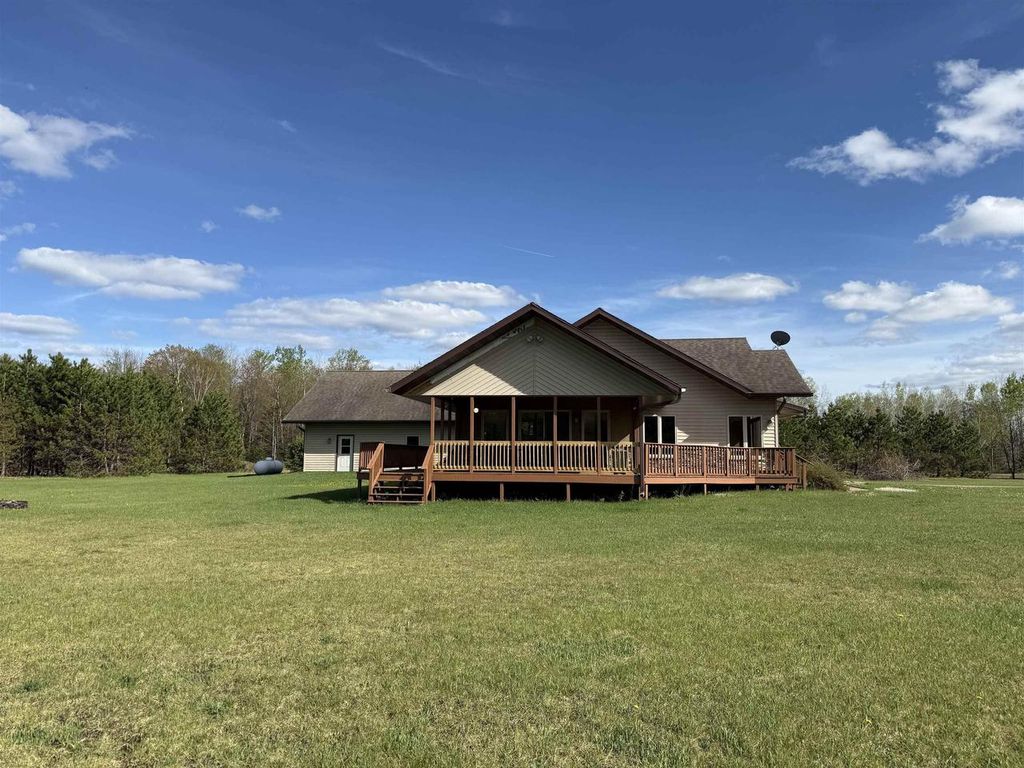 Photo of N19088 Sandy Loop ROAD, Goodman, WI 54125 (MLS # 22602146)