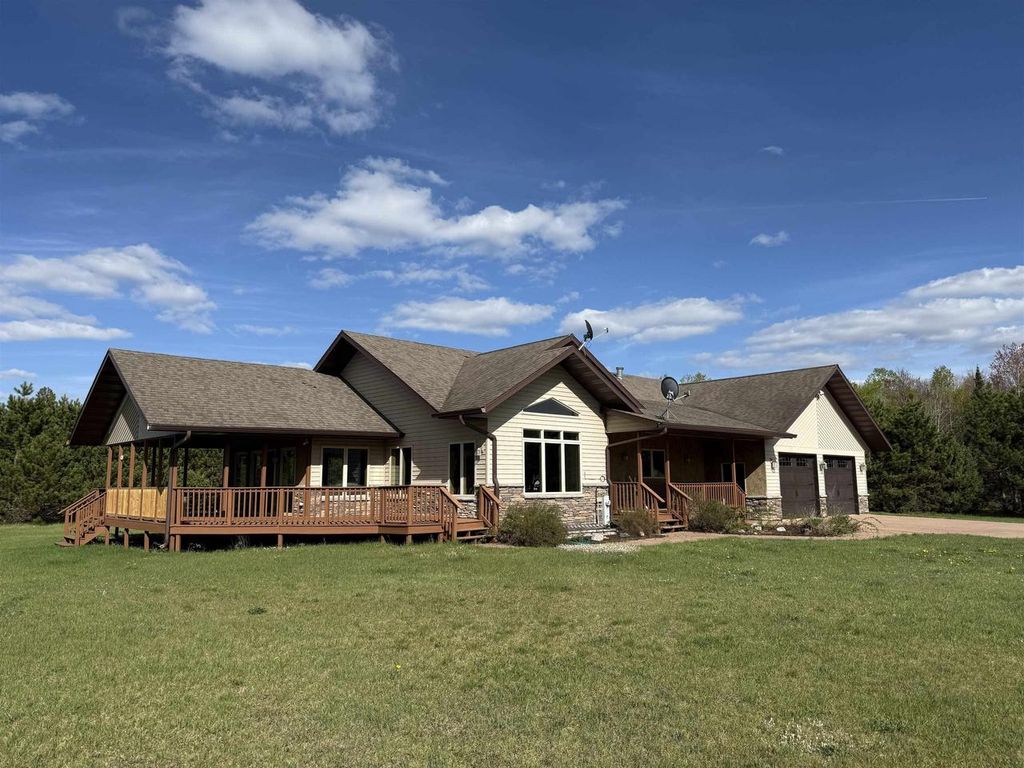Photo of N19088 Sandy Loop ROAD, Goodman, WI 54125 (MLS # 22602146)