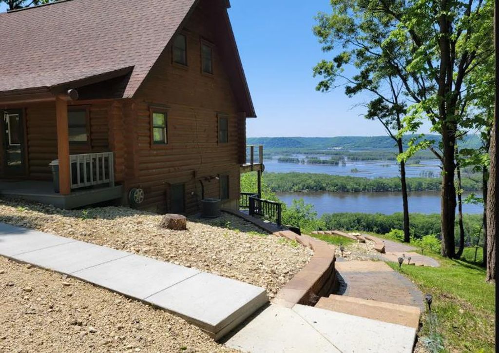 Photo of 114 American Heritage ROAD, De Soto, WI 54624 (MLS # 2016868)