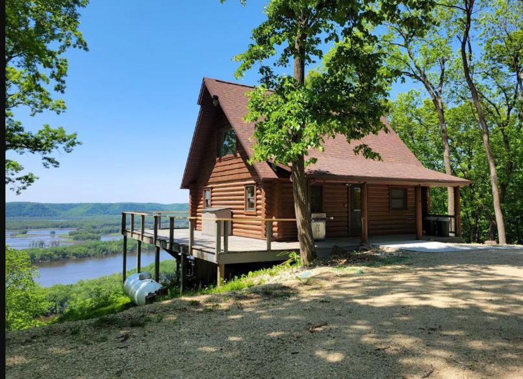 Photo of 114 American Heritage ROAD, De Soto, WI 54624 (MLS # 2016868)