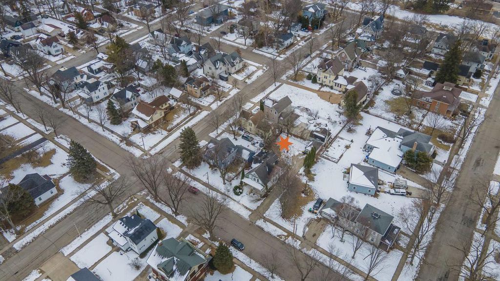 Photo of 146 E Moore STREET, Berlin, WI 54923 (MLS # 50321741)