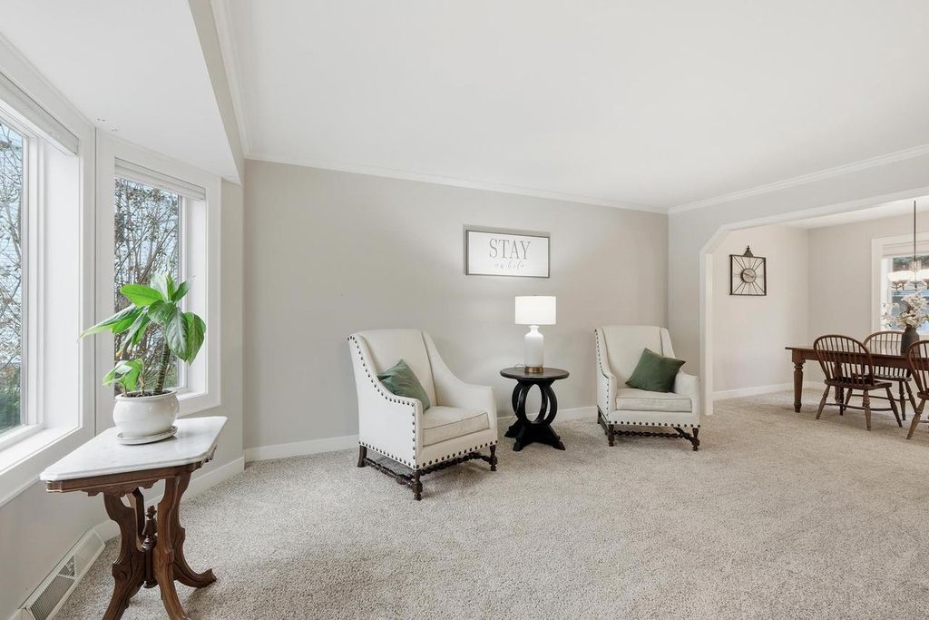 Photo of 5 Ramsgate CIRCLE, Madison, WI 53717 (MLS # 2014285)