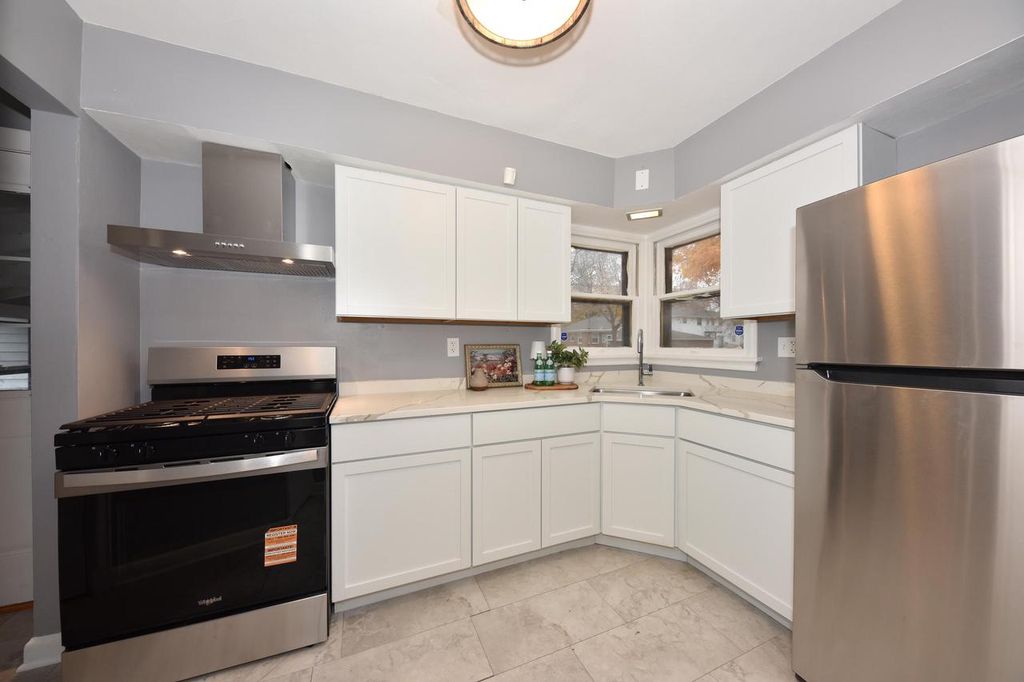 Photo of 5880 N 29th STREET, Milwaukee, WI 53209 (MLS # 1946149)