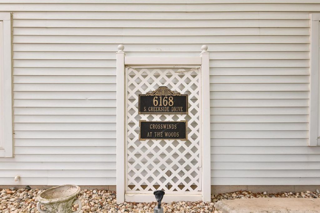 Photo of 6168 S Creekside DRIVE #8, Cudahy, WI 53110 (MLS # 1965245)