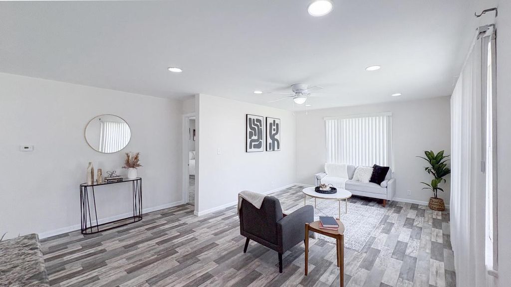 Photo of 5879 N 29 STREET, Milwaukee, WI 53209 (MLS # 1964918)