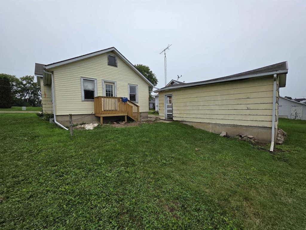 Photo of 116 Waupun STREET, Friesland, WI 53935 (MLS # 2030719)