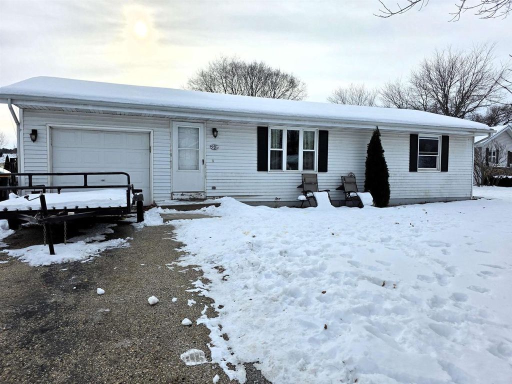 Photo of 1508 Endl BLVD/501 Nadig COURT, Fort Atkinson, WI 53538 (MLS # 2014116)