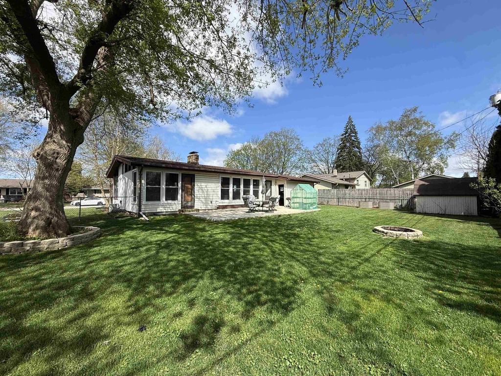 Photo of 1426 Tamarack LANE, Janesville, WI 53545 (MLS # 2022024)