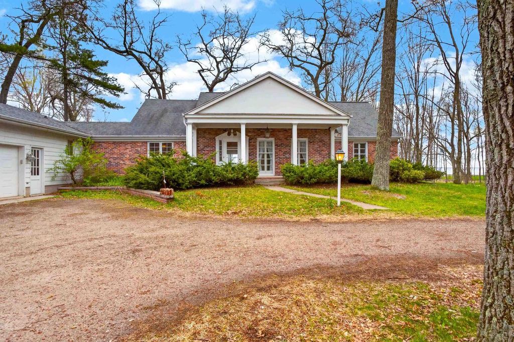 Photo of N1178 Shore DRIVE, Marinette, WI 54143 (MLS # 50325395)