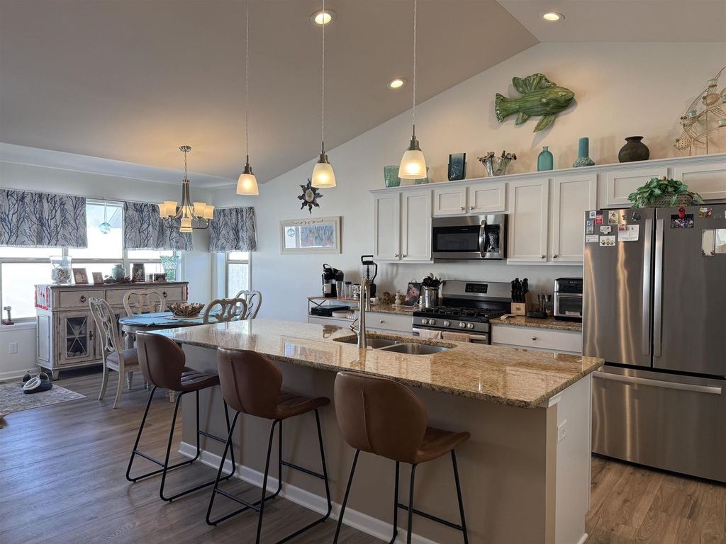 Photo of 863 E Bridget DRIVE, Beloit, WI 53511 (MLS # 2015750)