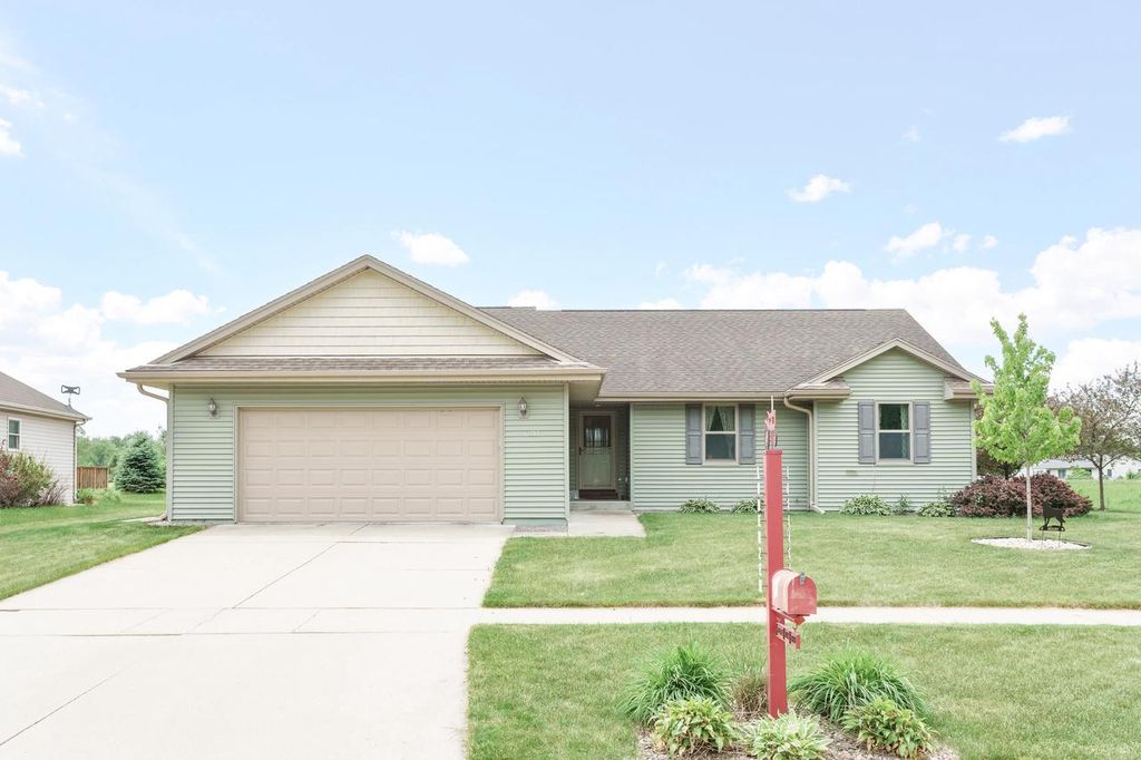 Photo of 311 E Sunset DRIVE, Milton, WI 53563 (MLS # 2024180)